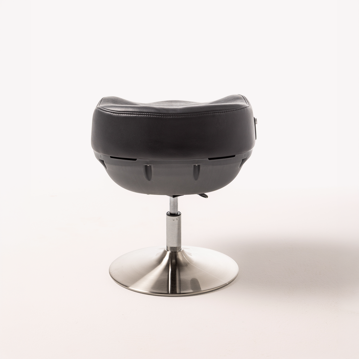The NeuroNova Device